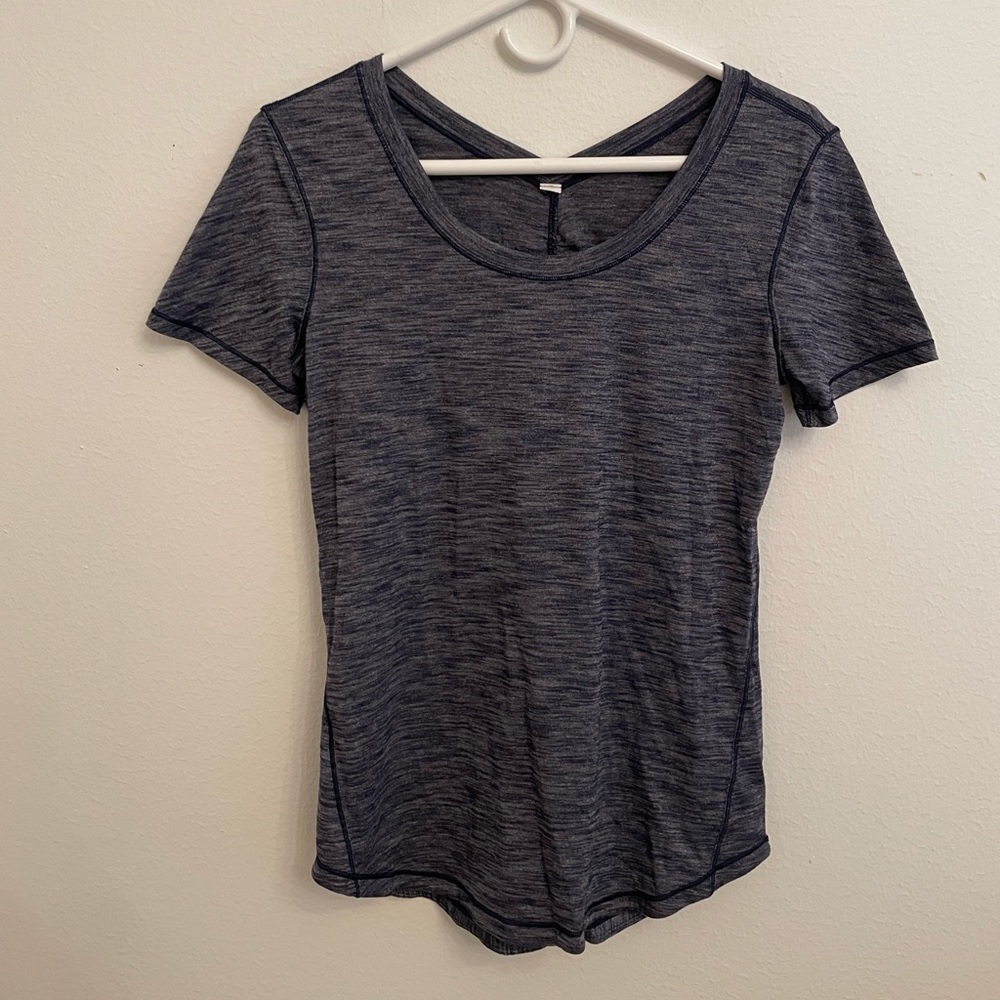 Lululemon work out top